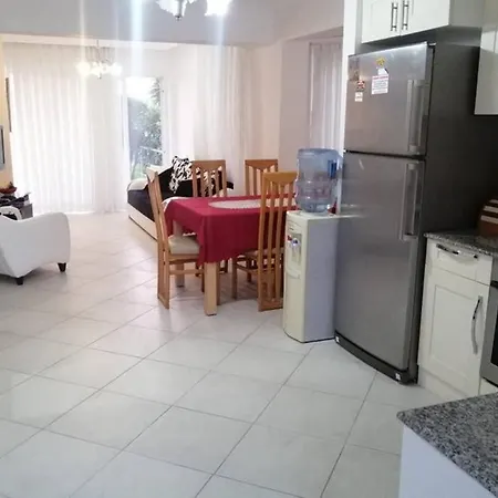Appartement Calis Beach *